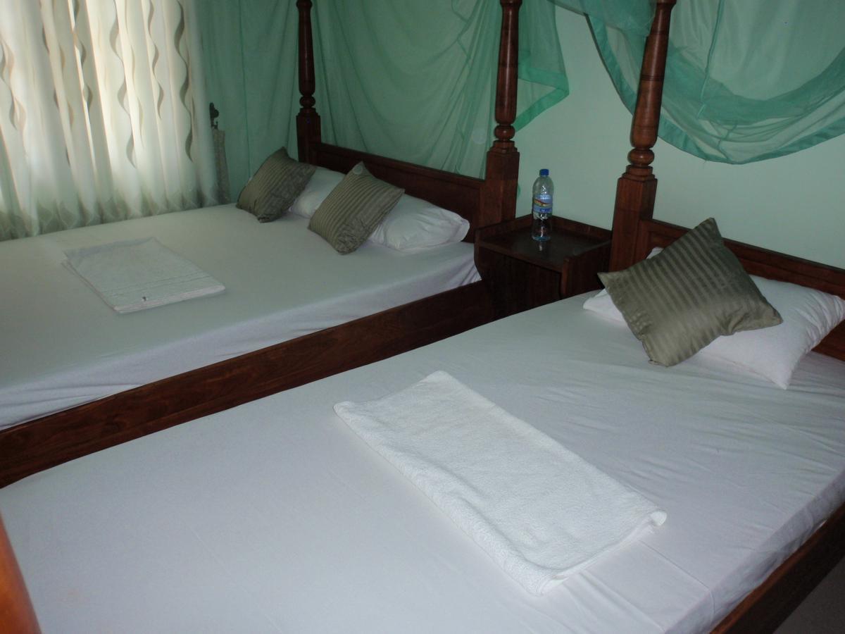 Rockvilla homestay&BNB Mihintale Esterno foto